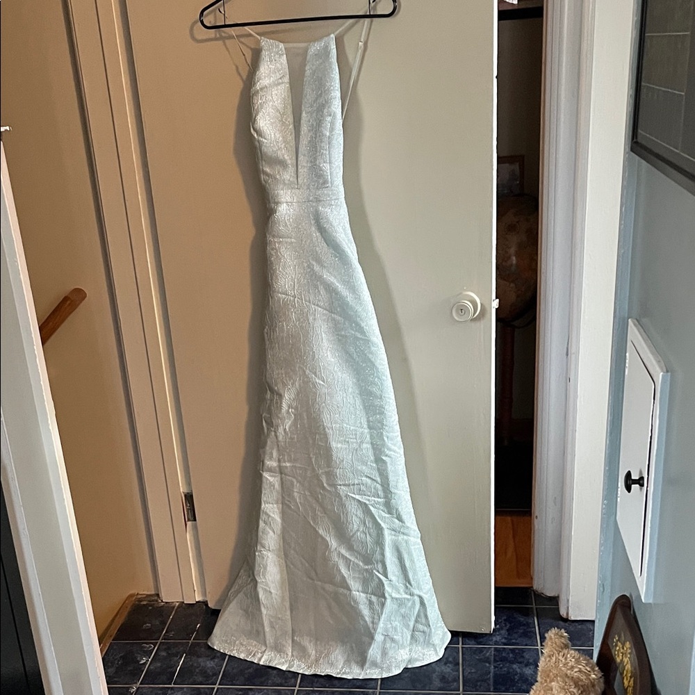 Lulu's Silver and White Dress